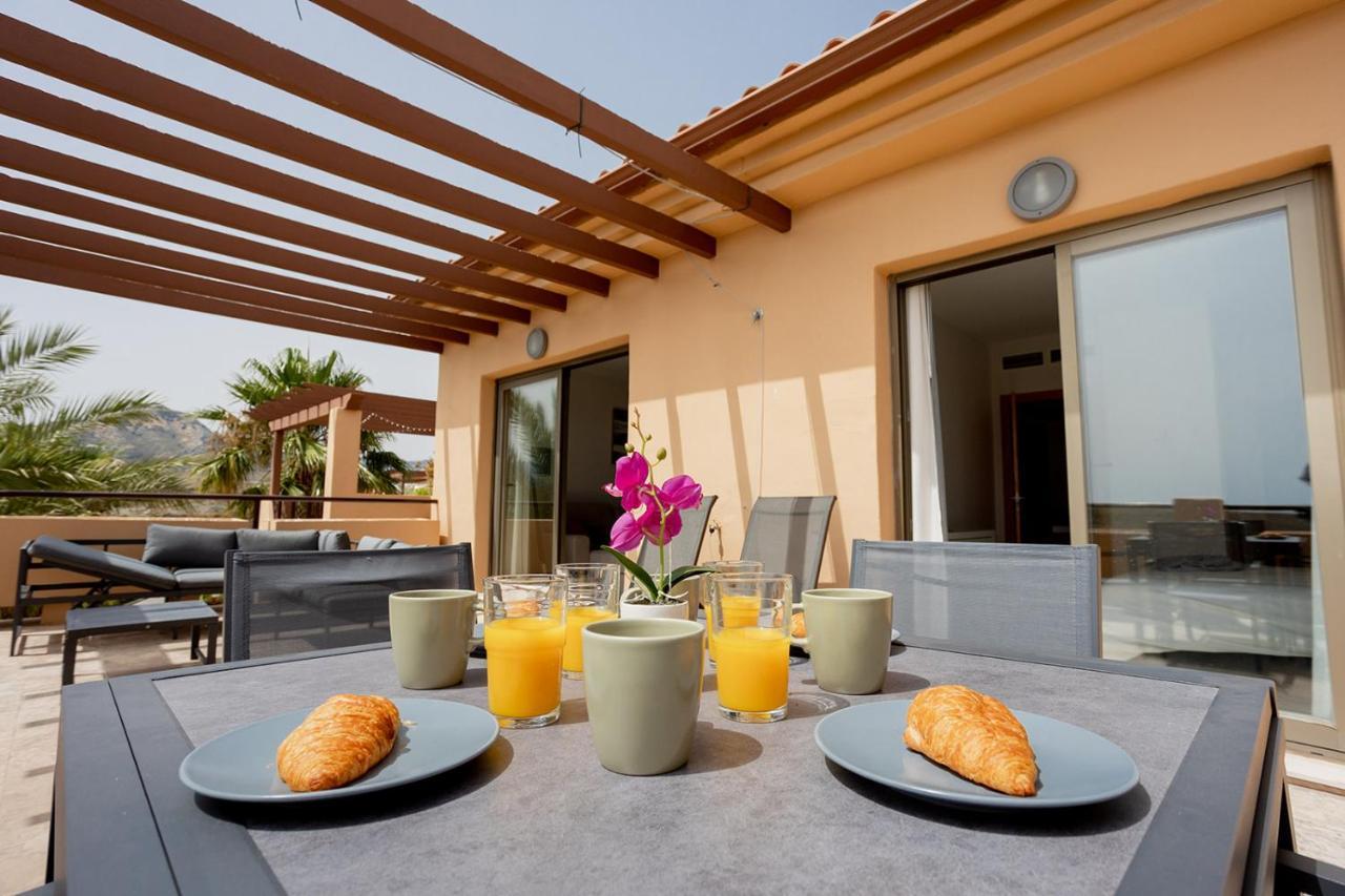 Appartamento Quartiers Marbella Penthouse In Hacienda Cifuentes Benahavis Estepona Esterno foto